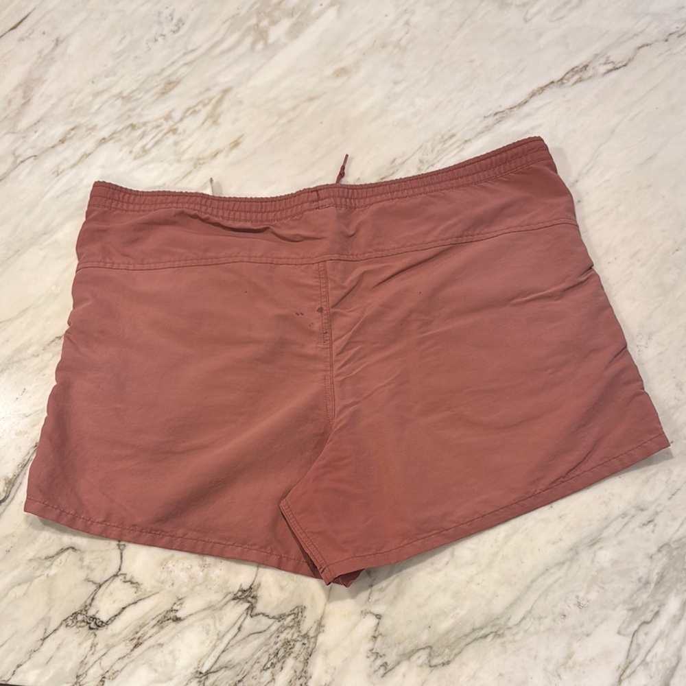 Patagonia Drawstring Red Hiking Shorts 4in in-seam Size Large - Picture 4 of 6